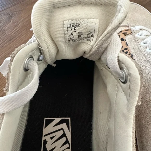 VANS Old Skool Cream Suede and Leopard Print Skate Sneakers Shoes Women’s Sz 7.5 - Picture 8 of 8